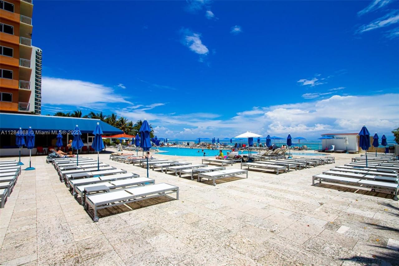 19201 Collins Ave, Unit 641, Sunny Isles Beach, FL 33160 Photo