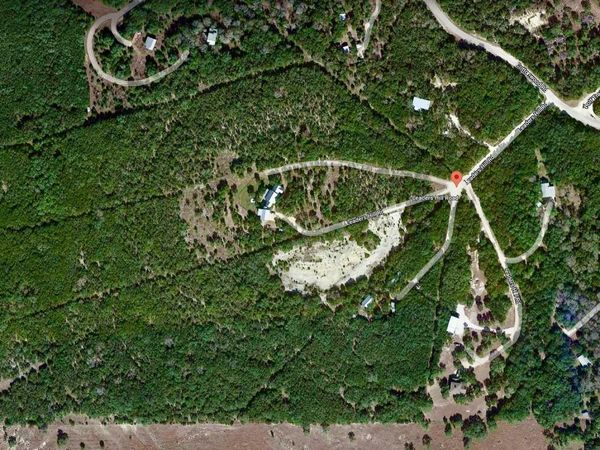 127 Leaders Hill Rd, Wimberley, TX 78676