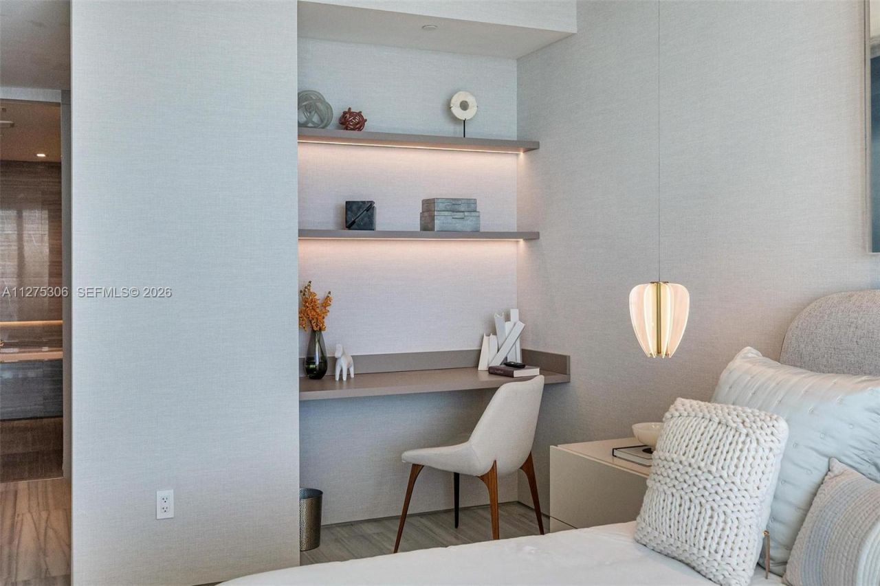 18975 E Collins Ave, Unit 3802, Sunny Isles Beach, FL 33160 Photo
