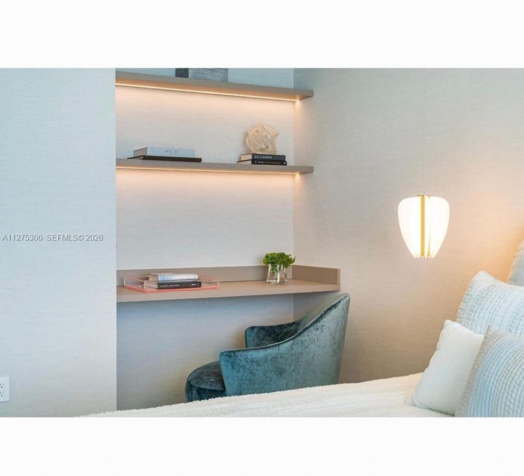 18975 E Collins Ave, Unit 3802, Sunny Isles Beach, FL 33160 Photo