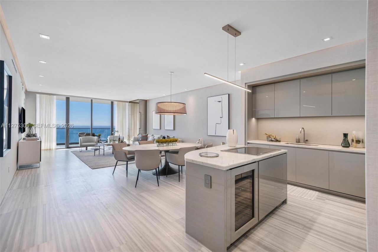 18975 E Collins Ave, Unit 3802, Sunny Isles Beach, FL 33160 Photo