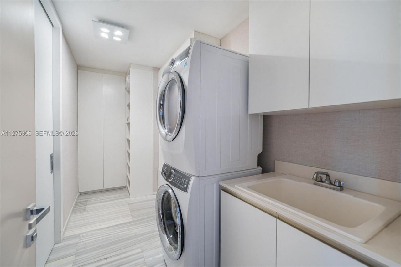 18975 E Collins Ave, Unit 3802, Sunny Isles Beach, FL 33160 Photo