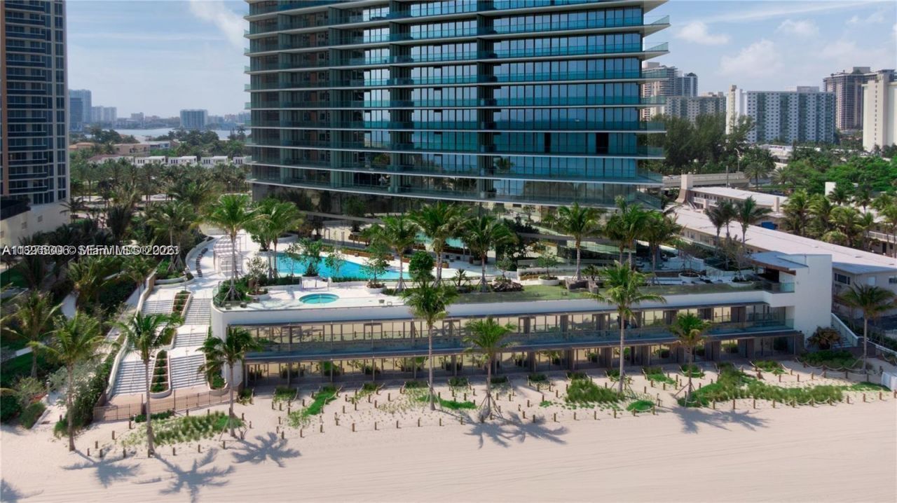 18975 E Collins Ave, Unit 3802, Sunny Isles Beach, FL 33160 Photo