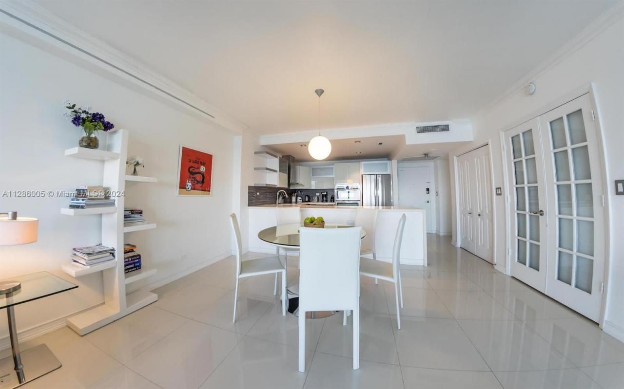 5601 Collins Ave, Unit 1206, Miami Beach, FL 33140 Photo