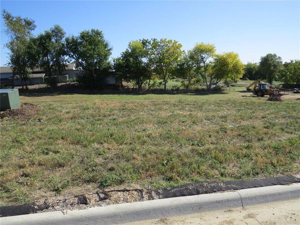 3321 Sokol Lane SW, Cedar Rapids, IA 52404