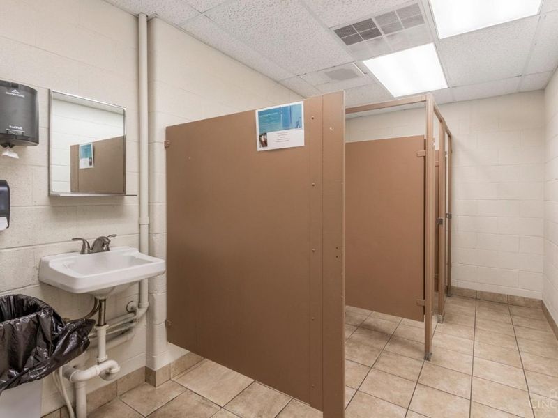 5095 Crookshank Road, Cincinnati, OH 45238 Photo 24