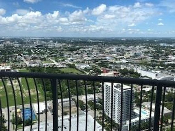 1750 N Bayshore Dr., Unit 5215, Miami, FL 33132