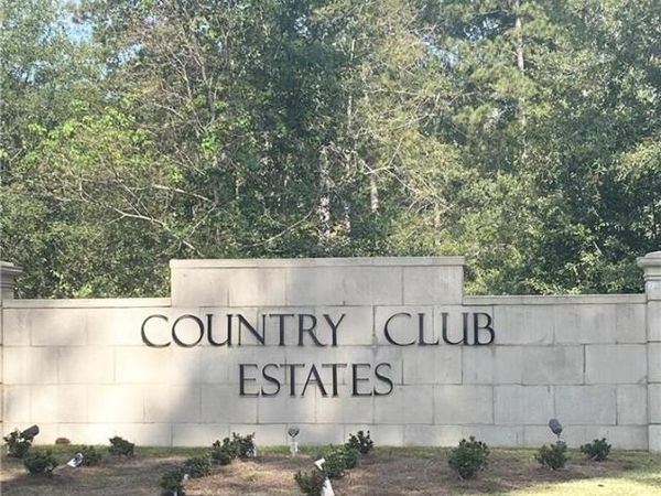 19142 COUNTRY CLUB Lane, Hammond, LA 70403