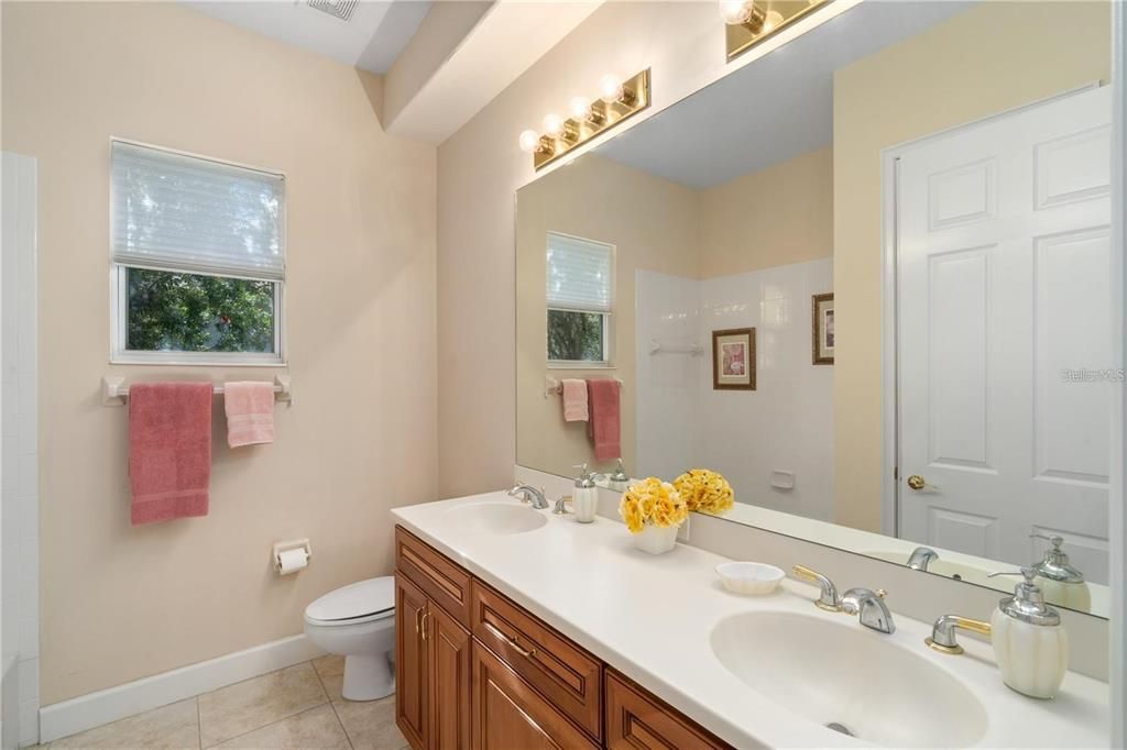 1023 Rainbow Court, Bradenton, FL 34212 Photo