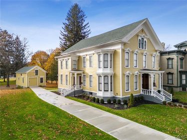 21 Madison Street, Hamilton, NY 13346