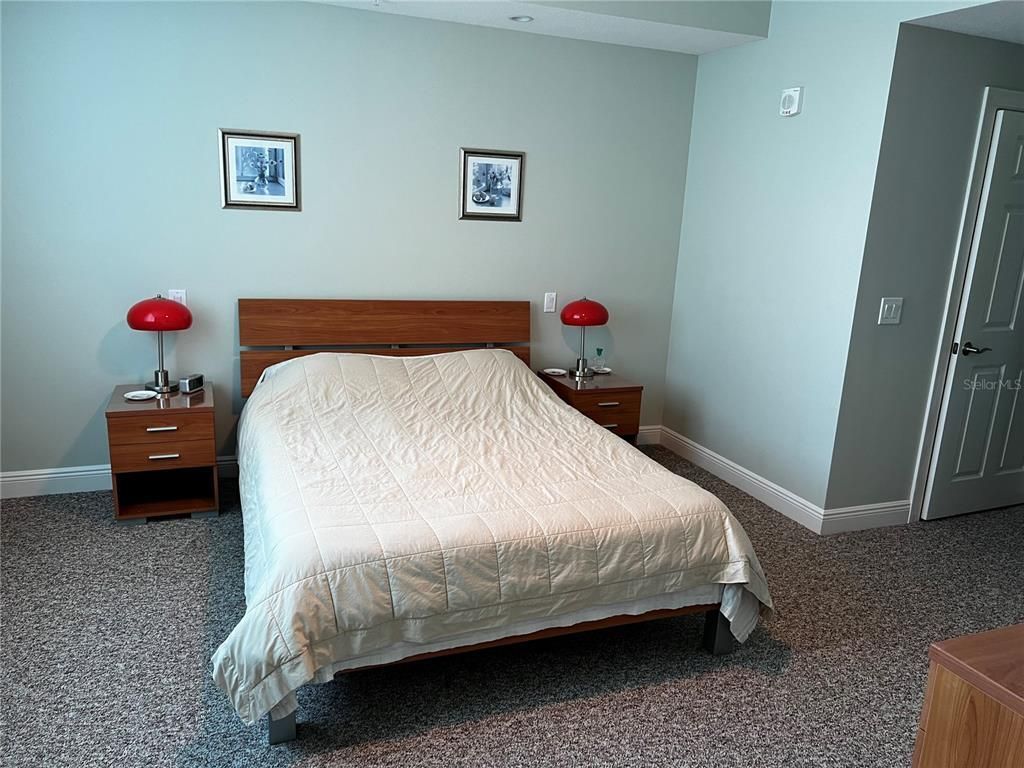 800 N Tamiami Trail, Unit 905, Sarasota, FL 34236 Photo