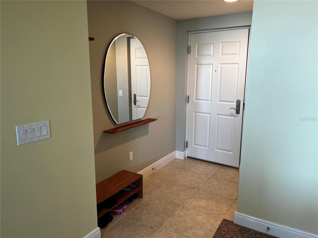 800 N Tamiami Trail, Unit 905, Sarasota, FL 34236 Photo