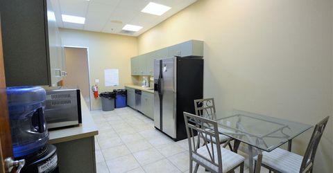 140 W Huffaker Lane, Unit 505, Reno, NV 89511 Photo