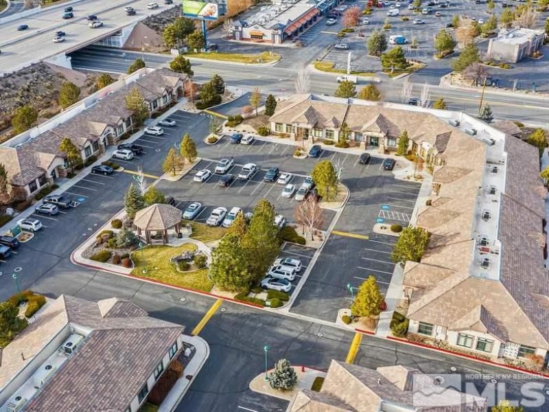 140 W Huffaker Lane, Unit 505, Reno, NV 89511 Photo