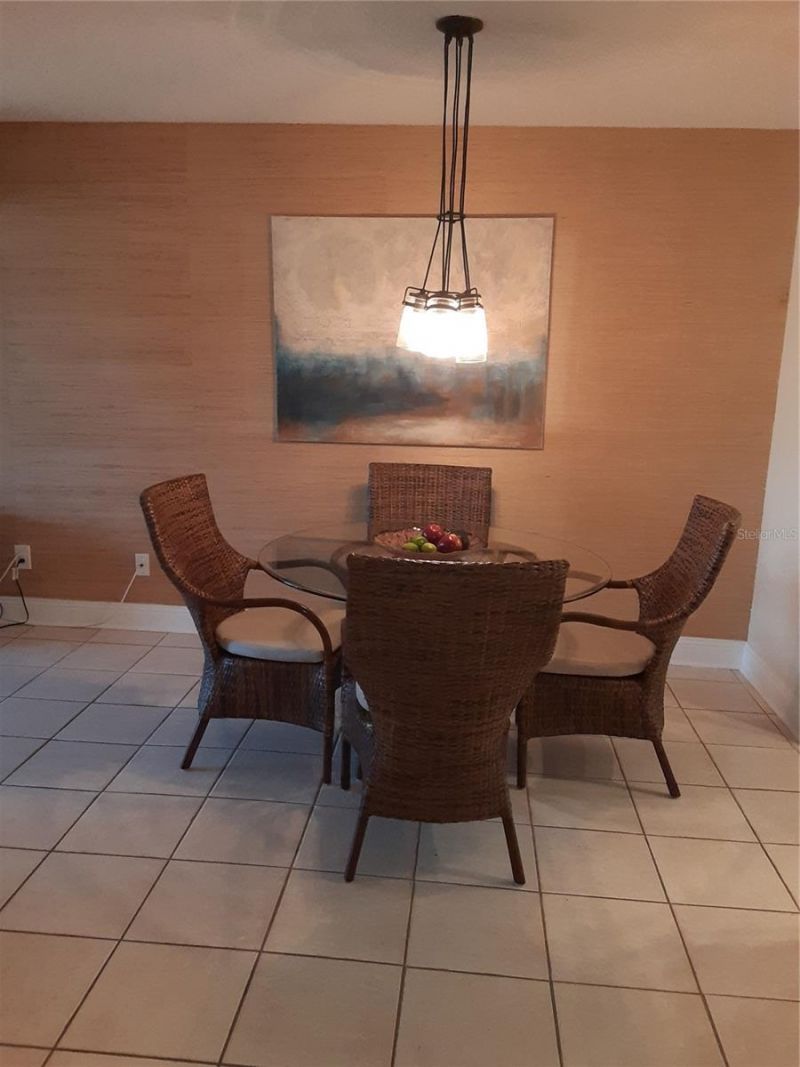 350 S Polk Drive, Unit 207, Sarasota, FL 34236 Photo