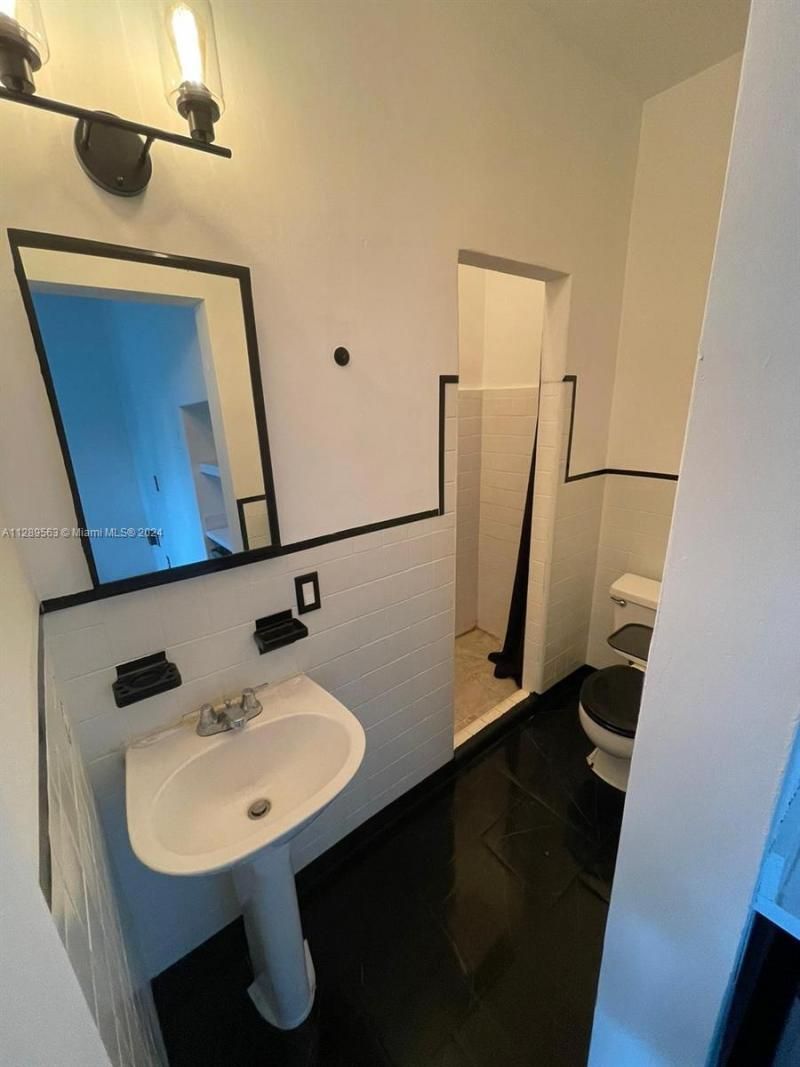 1455 Michigan Ave, Unit 7, Miami Beach, FL 33139 Photo