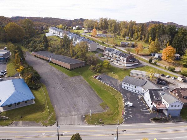 755 Fairmont Road, Westover, WV 26501