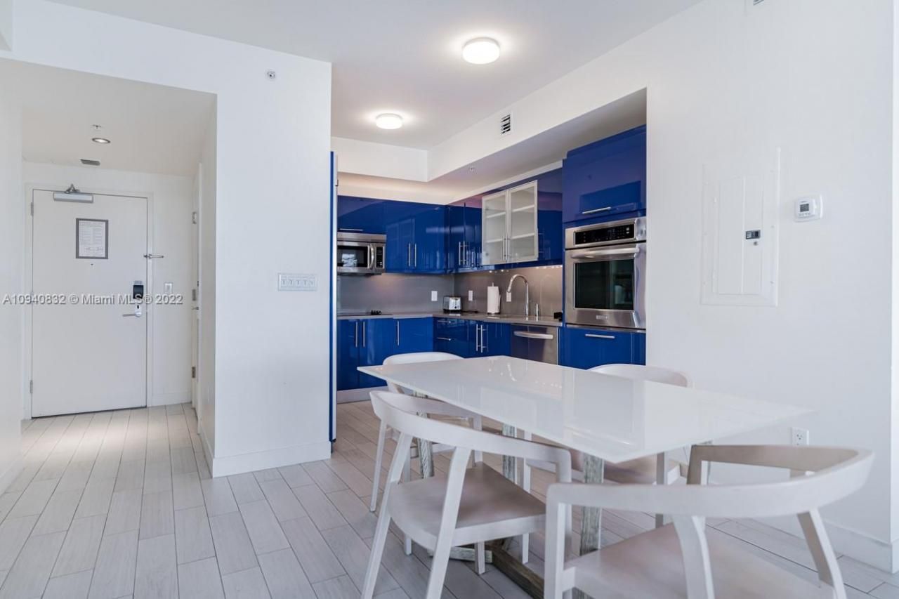 3101 Bayshore Dr, Unit 1402, Fort Lauderdale, FL 33304 Photo