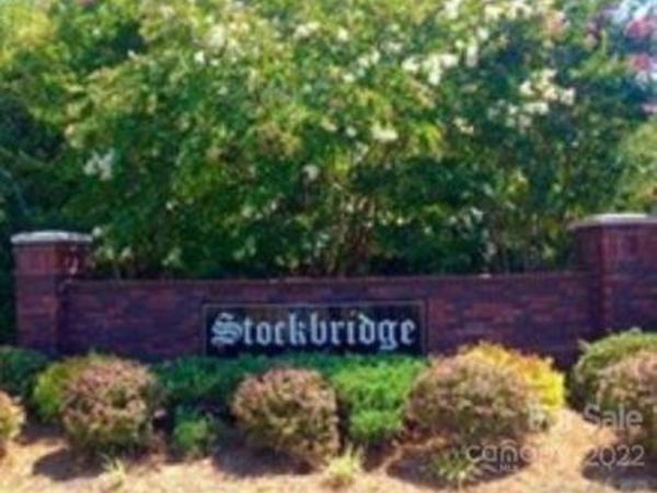 5156 Stockbridge Drive, Mount Holly, NC 28120