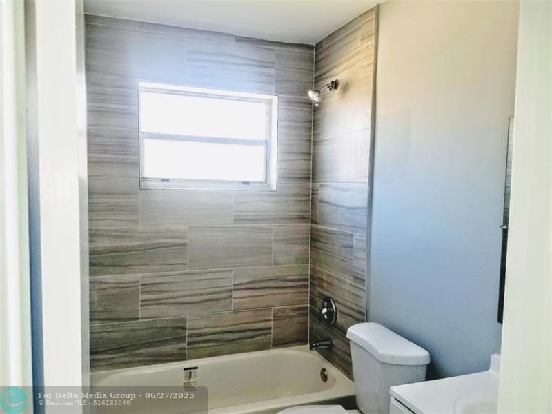 109 NW 3rd Avenue, Unit 1, Hallandale Beach, FL 33009 Photo