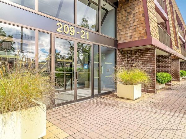 20921 26th Ave, Unit 2D, Bayside, NY 11360
