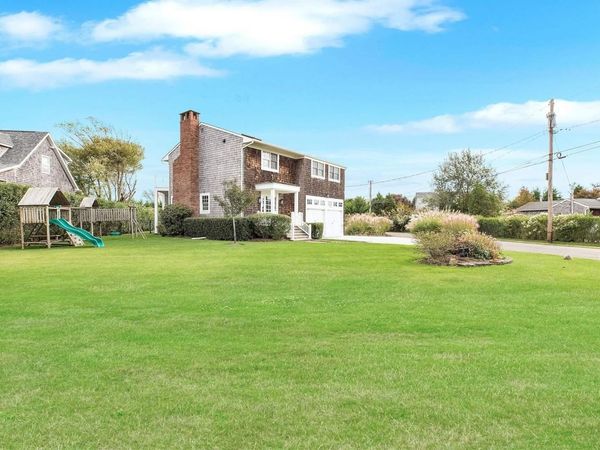 25 Exchange, Westhampton Beach, NY 11978