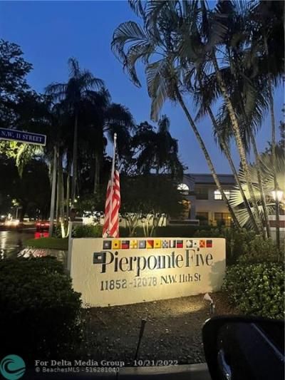 11906 NW 11th Street, Unit 11906, Pembroke Pines, FL 33026 Photo
