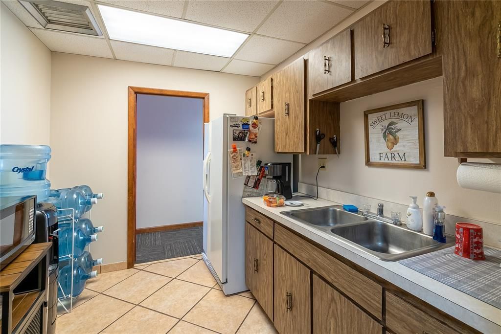 1680 Irlo Bronson Memorial Highway, Kissimmee, FL 34744 Photo