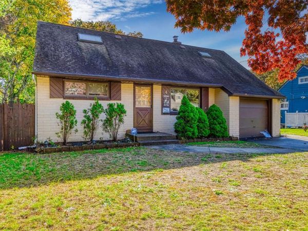 4 Krause Street, Bay Shore, NY 11706