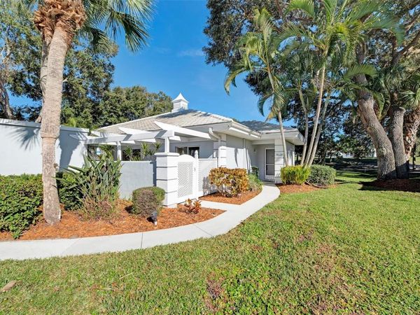 216 CERROMAR WAY S, Unit 30, VENICE, FL 34293