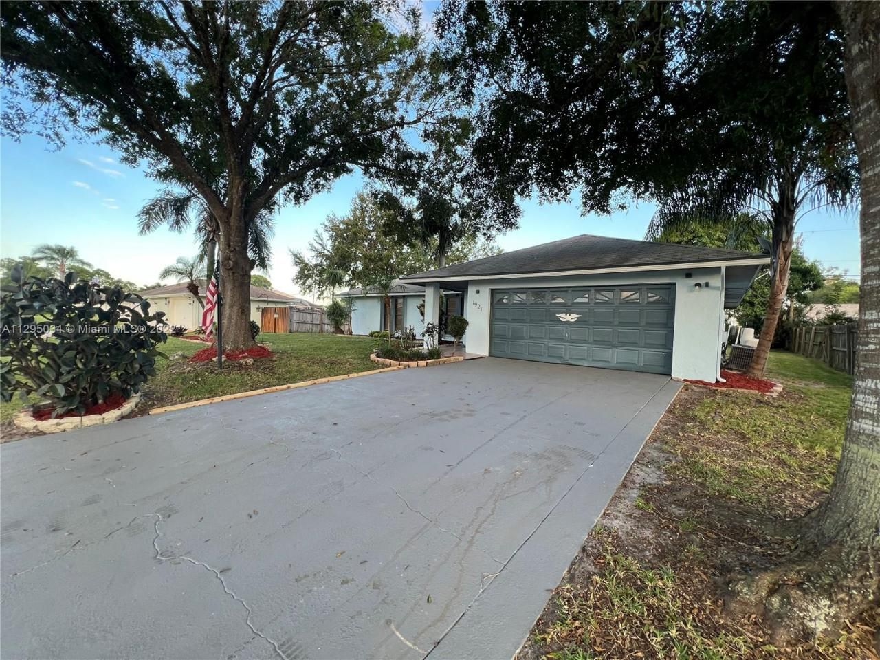 1921 SW Hickock Ter, Port Saint Lucie, FL 34953 Photo