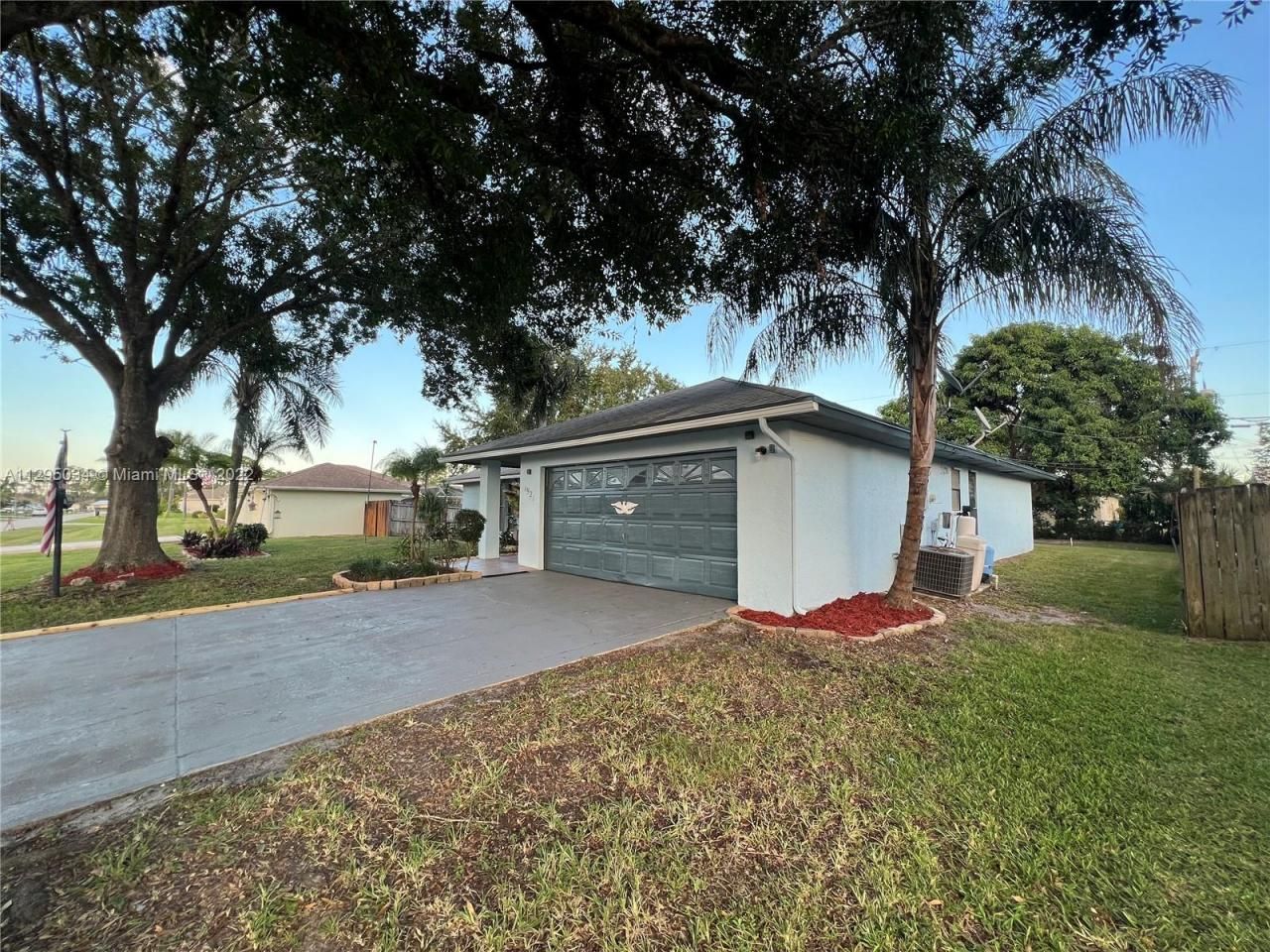 1921 SW Hickock Ter, Port Saint Lucie, FL 34953 Photo