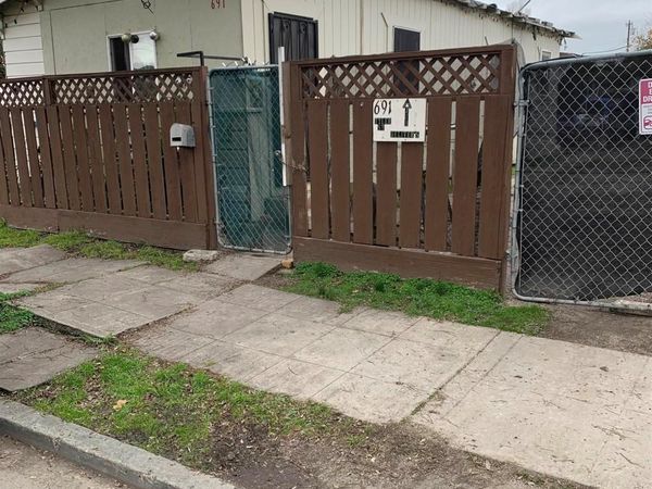 691 Tyler St, Oakland, CA 94603