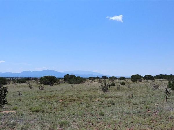 238 Avenida de Compadres, Santa Fe, NM 87508