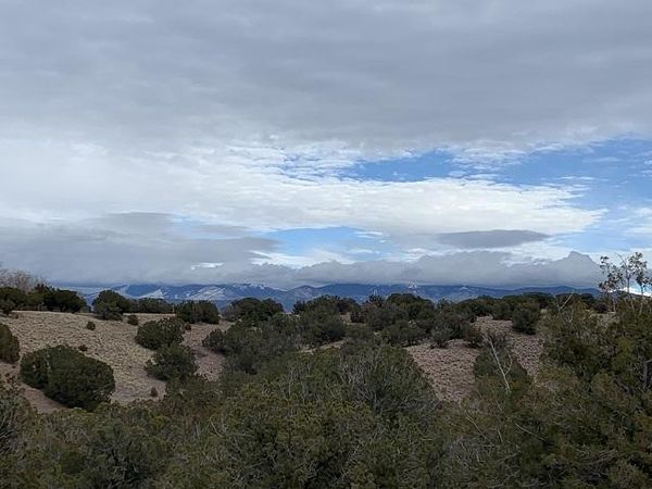 60 Via Del Caballo, Santa Fe, NM 87508