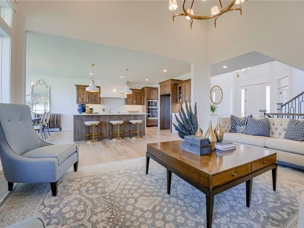 25354 W 92nd Street, Lenexa, KS 66227