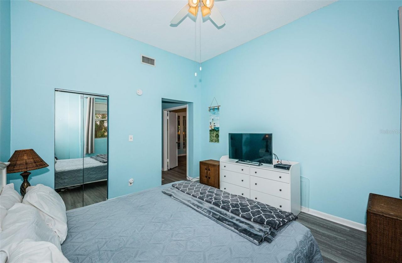 6077 Bahia Del Mar Boulevard, Unit 224, Saint Petersburg, FL 33715 Photo