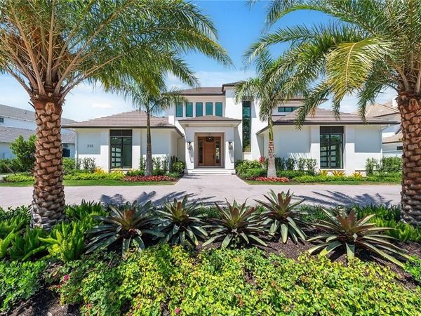 355 Colony DR, NAPLES, FL 34108