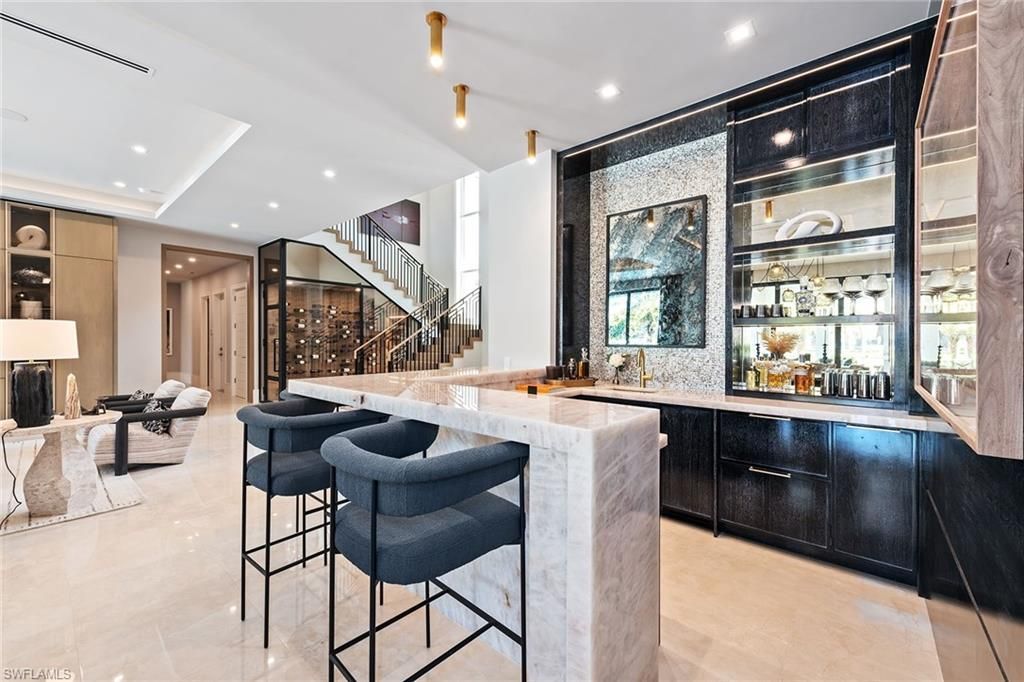 355 Colony Dr, Naples, FL 34108 Photo