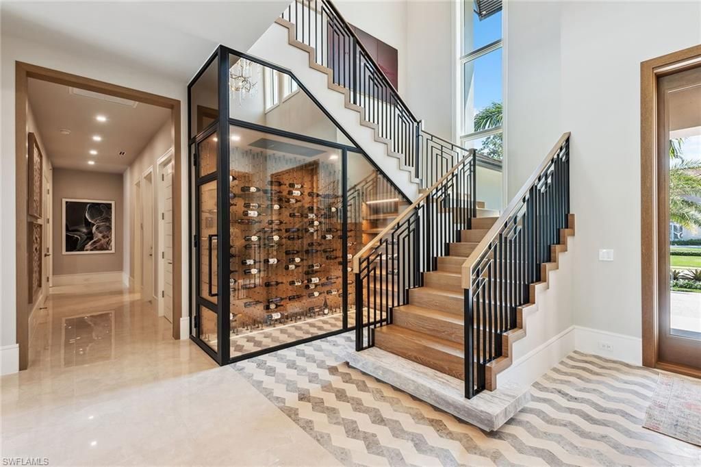 355 Colony Dr, Naples, FL 34108 Photo