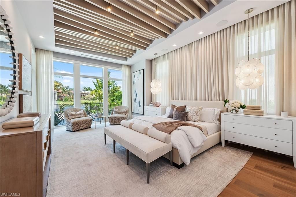 355 Colony Dr, Naples, FL 34108 Photo