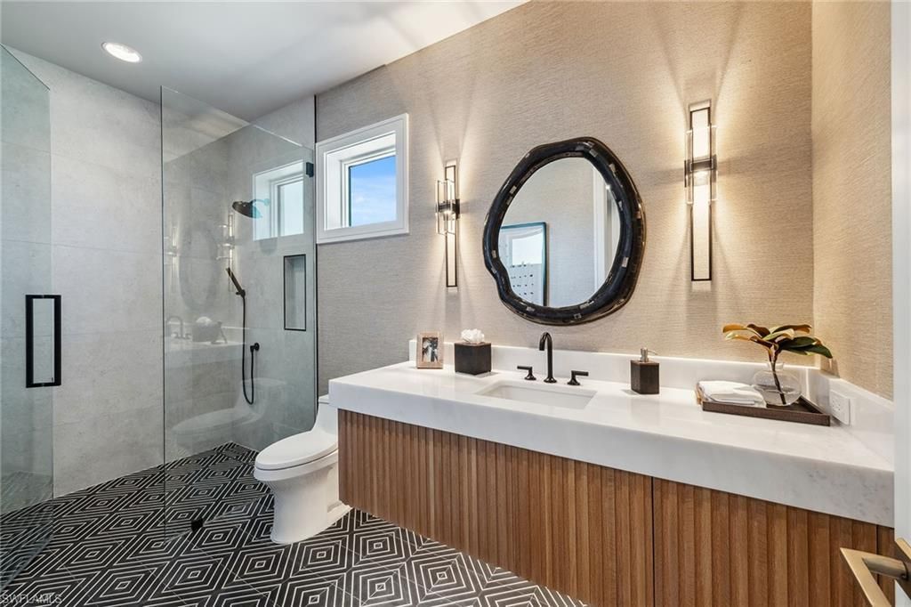 355 Colony Dr, Naples, FL 34108 Photo