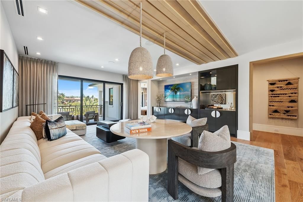 355 Colony Dr, Naples, FL 34108 Photo