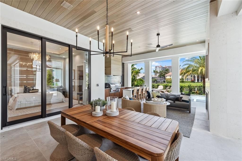 355 Colony Dr, Naples, FL 34108 Photo