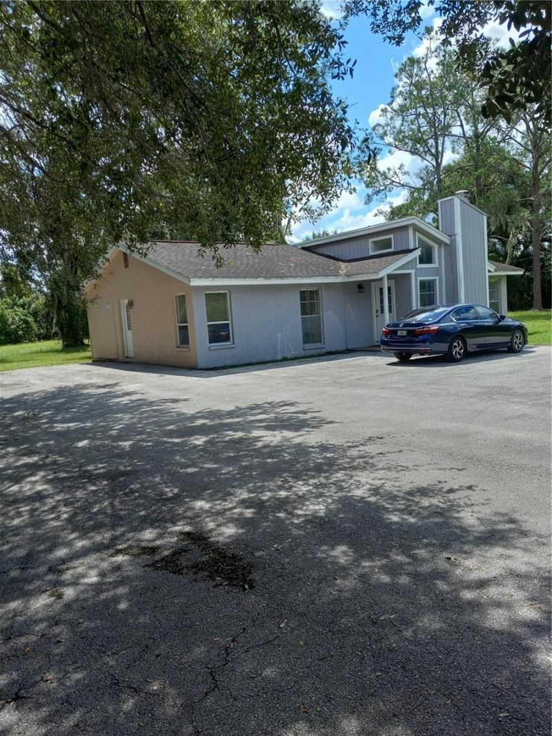 2902 W Lutz Lake Fern Road, Lutz, FL 33558 Photo