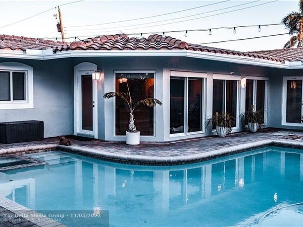 5051 NE 24th Ave, Lighthouse Point, FL 33064