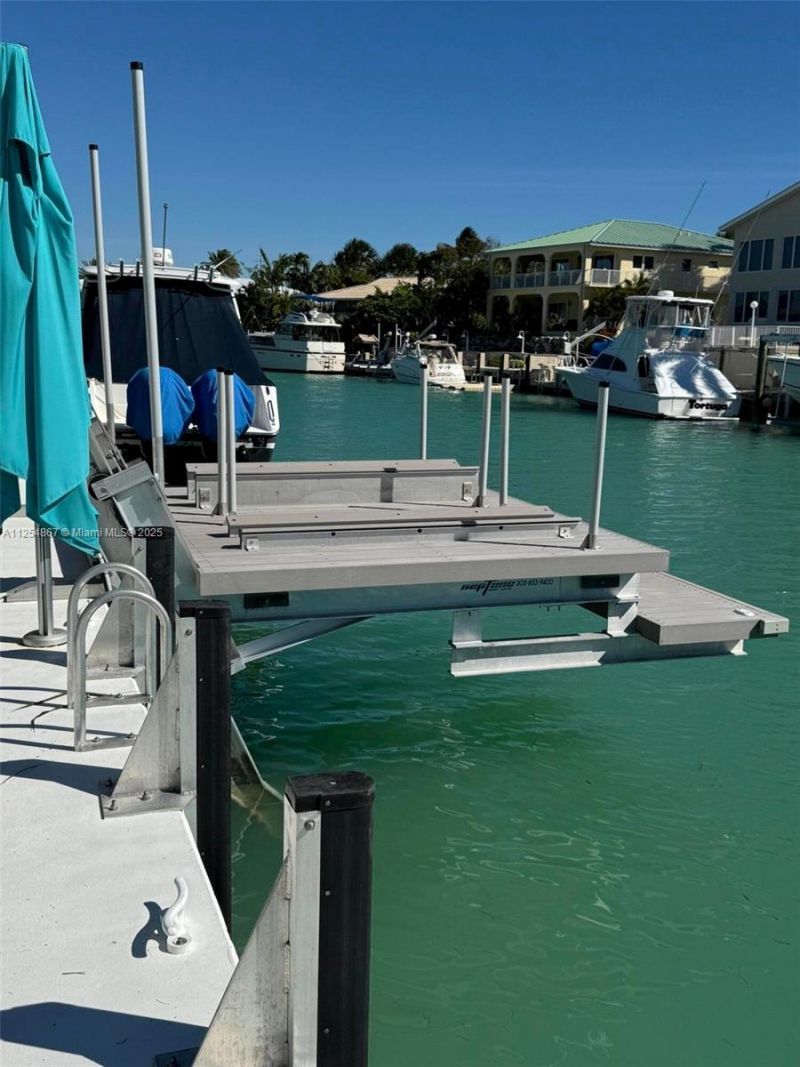 124 S Indies, Marathon, FL 33050 Photo