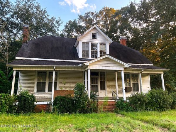 1028 Wayne Street, Waynesboro, MS 39367