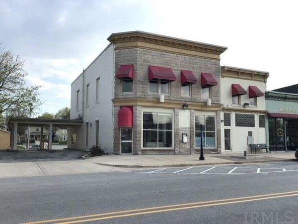 118 E Michigan Street, New Carlisle, IN 46552