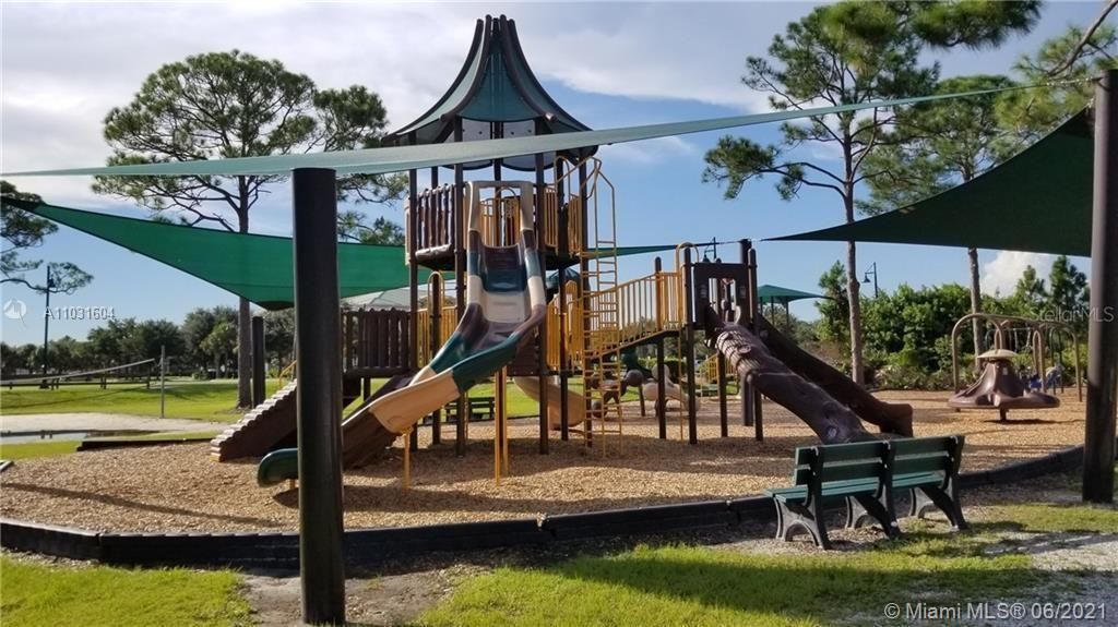 26 Barnsdale Cir, North Port, FL 34288 Photo